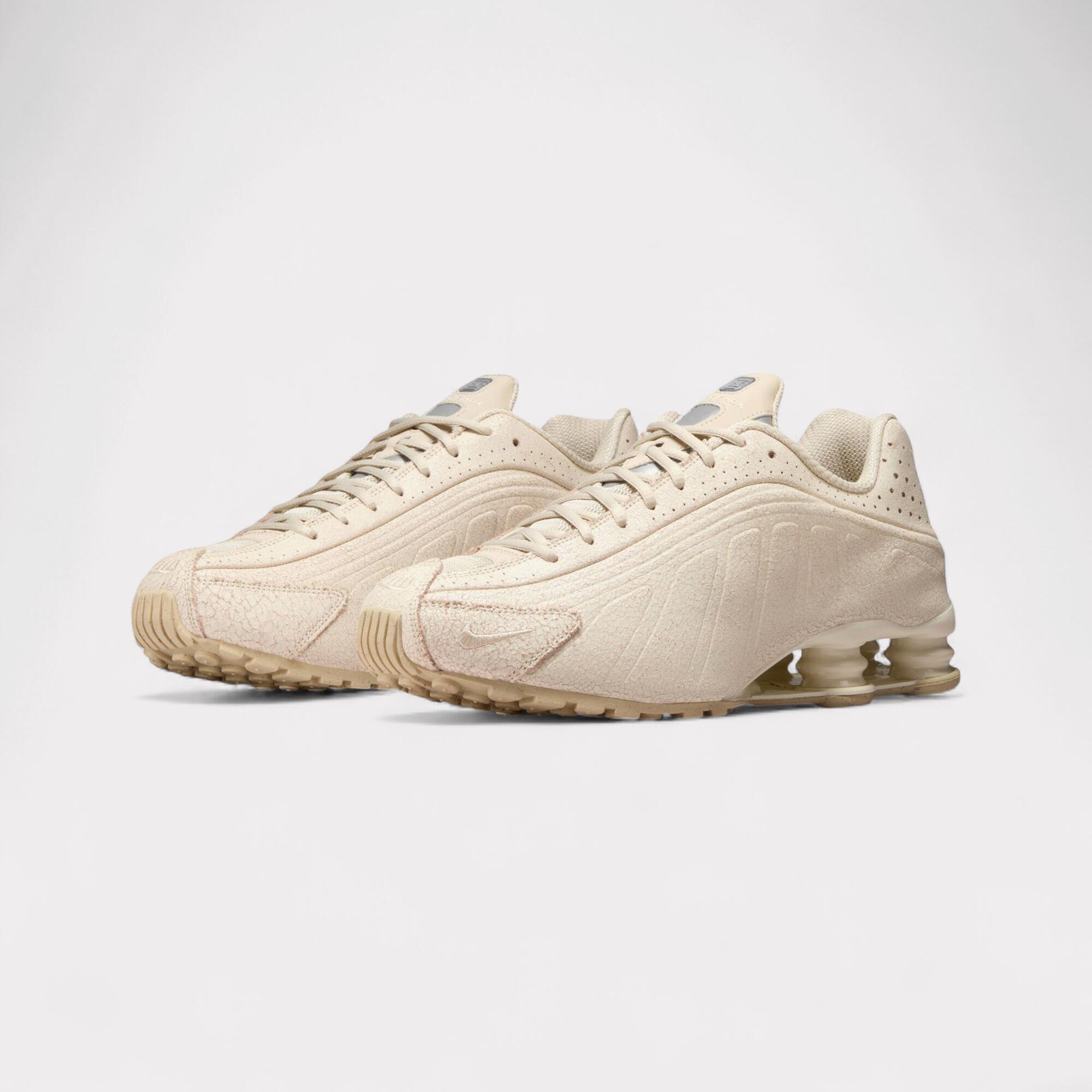 Nike Shox R4 - Natural 2/7