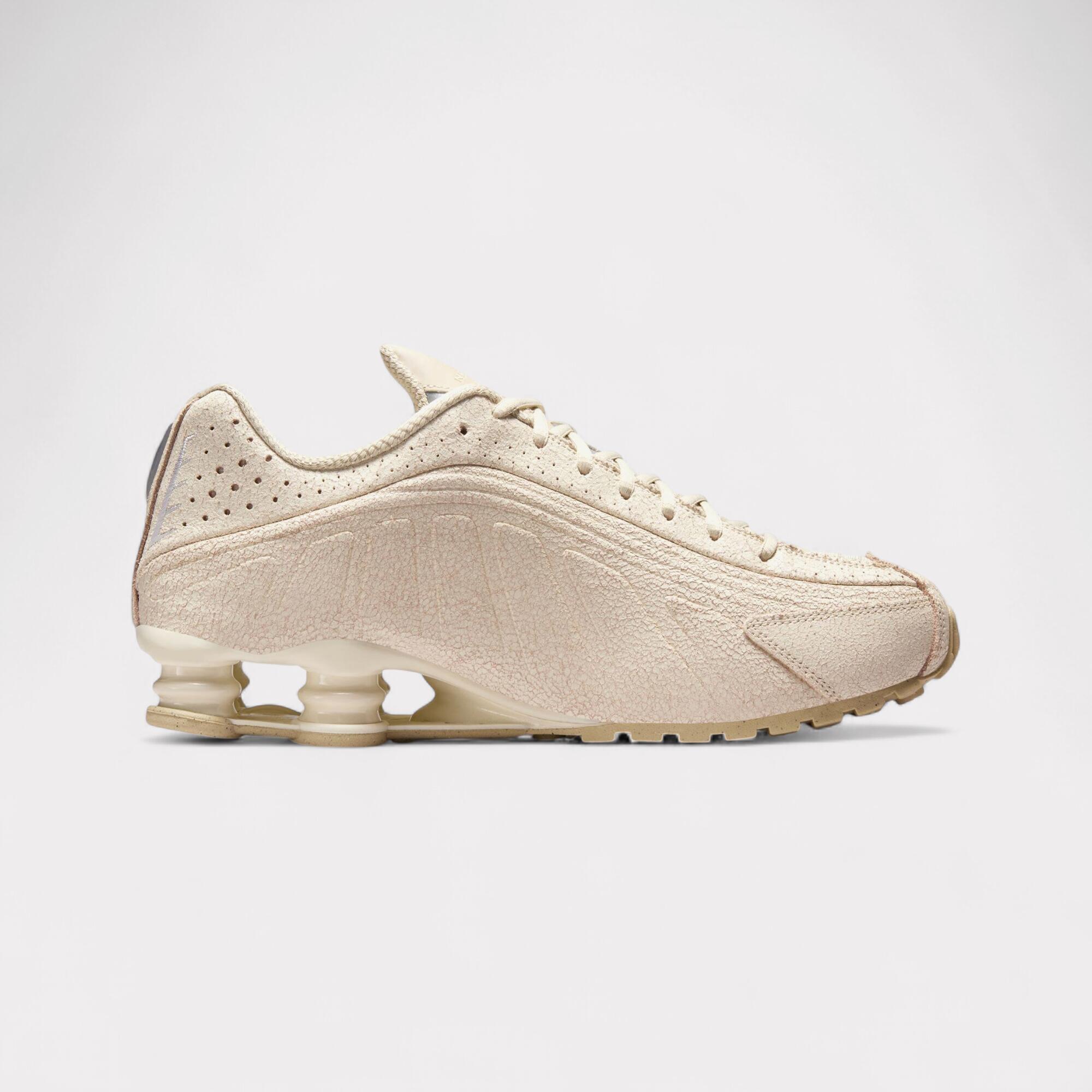 NIKE picture