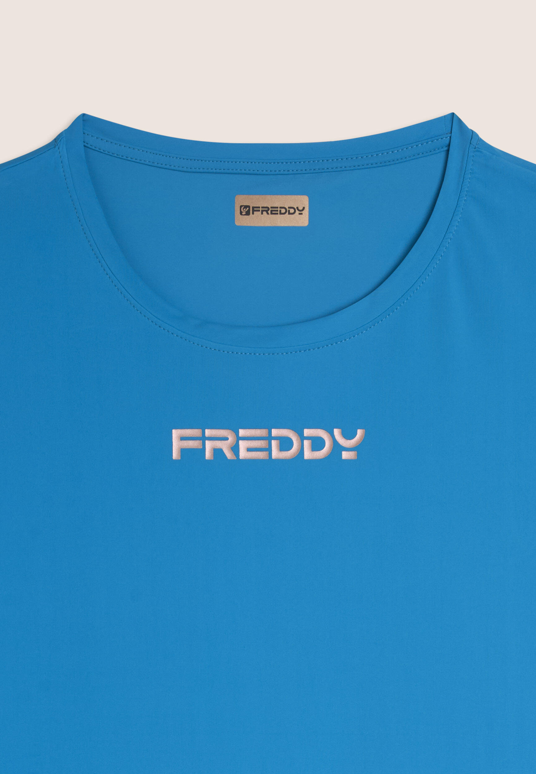 T-shirt classique en tissu technique léger 3/3