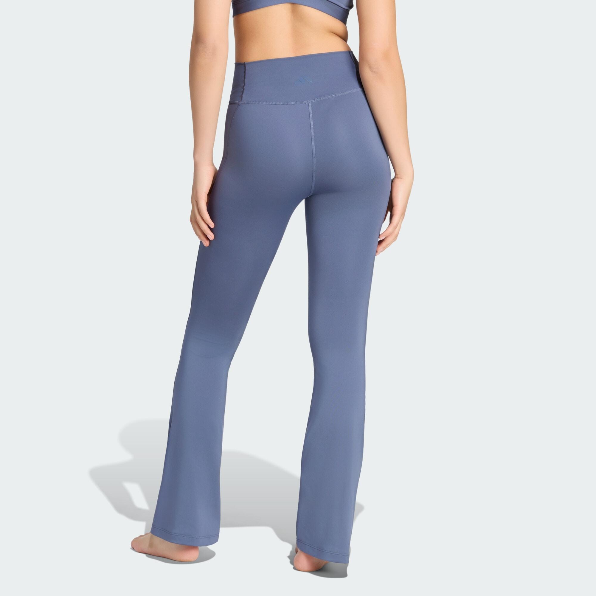 All Me Essentials Flare Legging 3/5