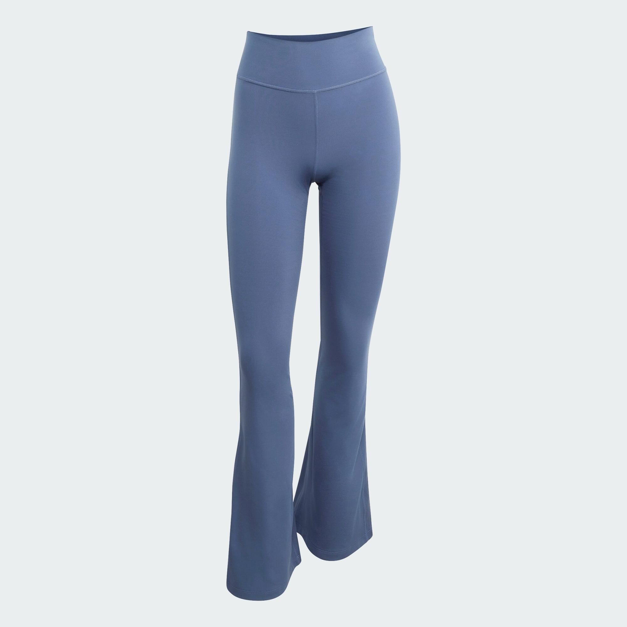 All Me Essentials Flare Legging 2/5