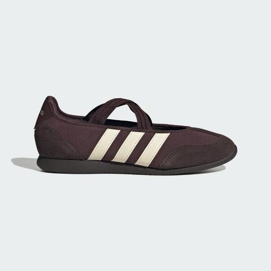 ZAPATILLA ESTILO MERCEDITAS BARREDA