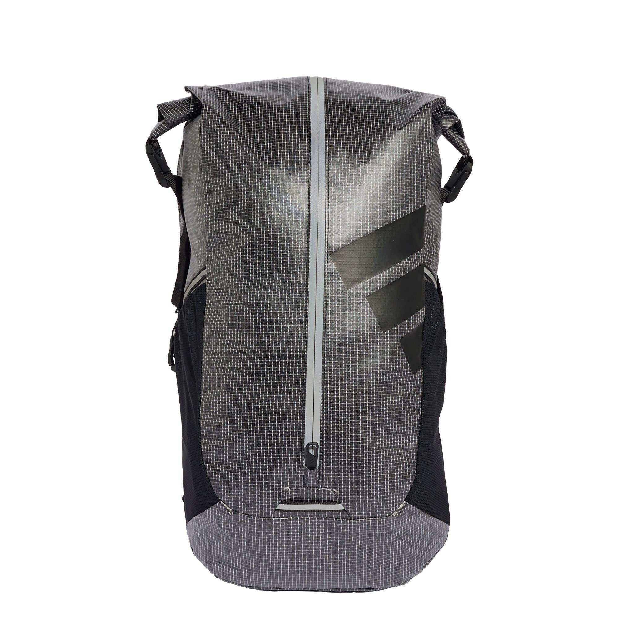 Mochila com Sistema de Embalagem Adaptável 1/7