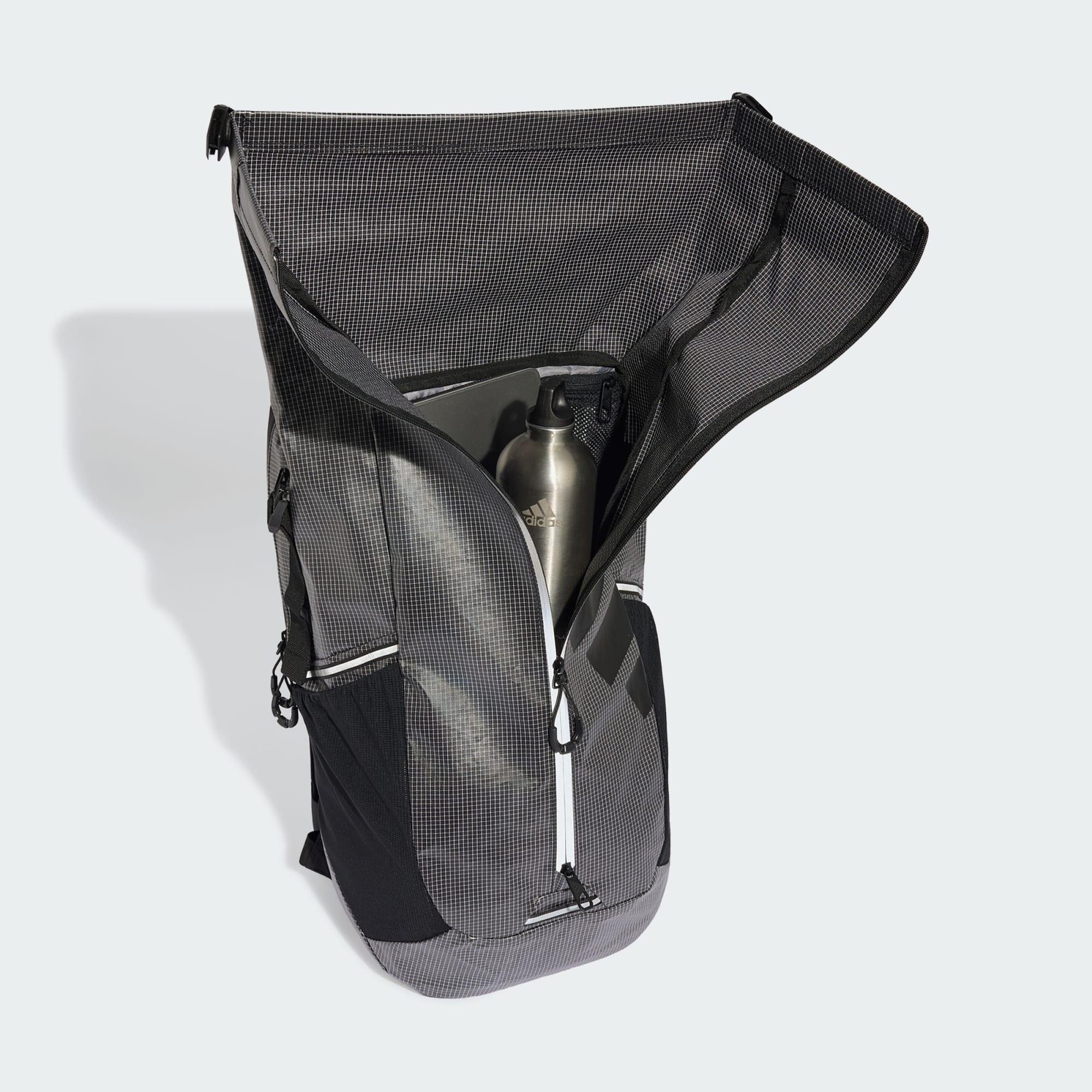 Mochila com Sistema de Embalagem Adaptável 4/7