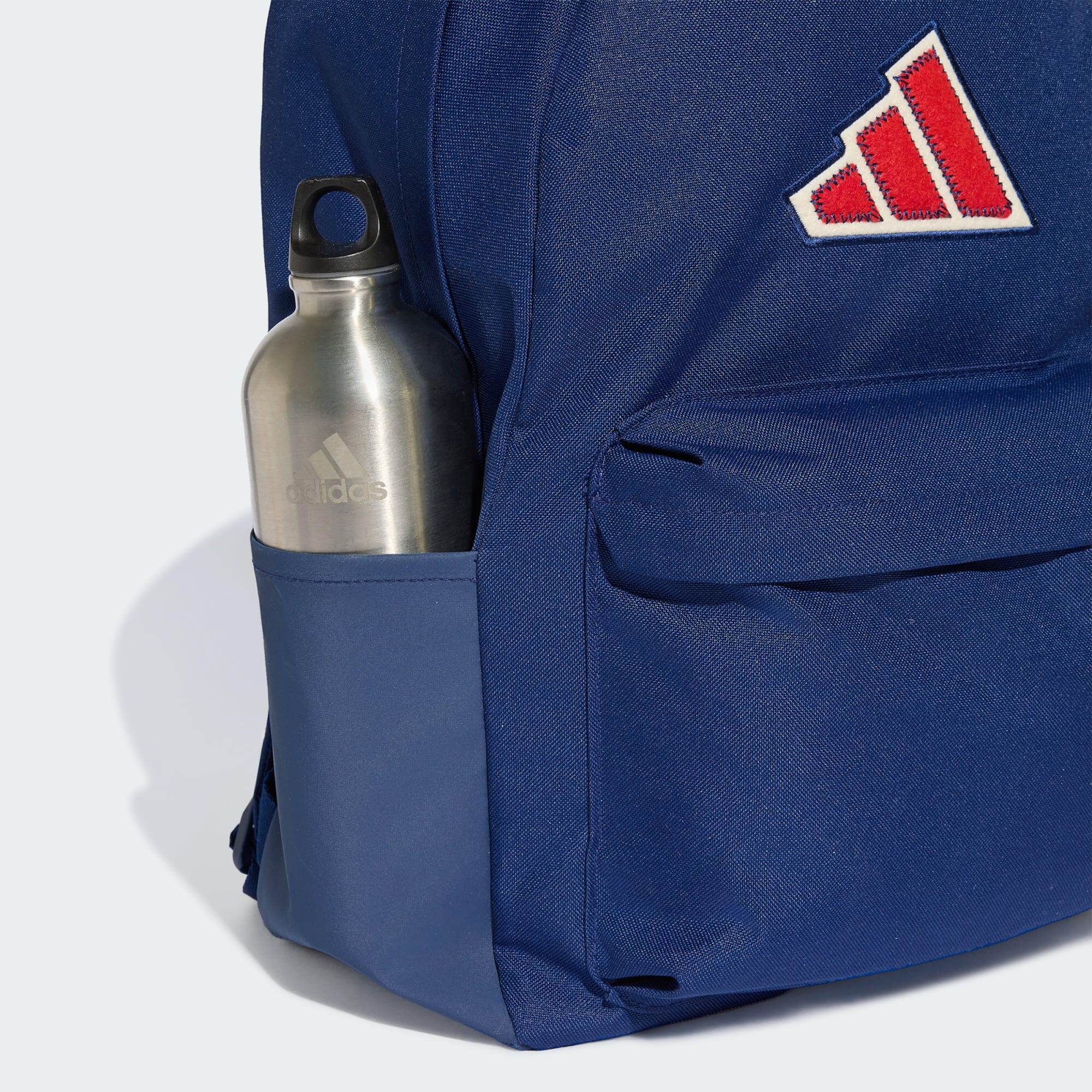 Mochila Essentials Logo 4/6