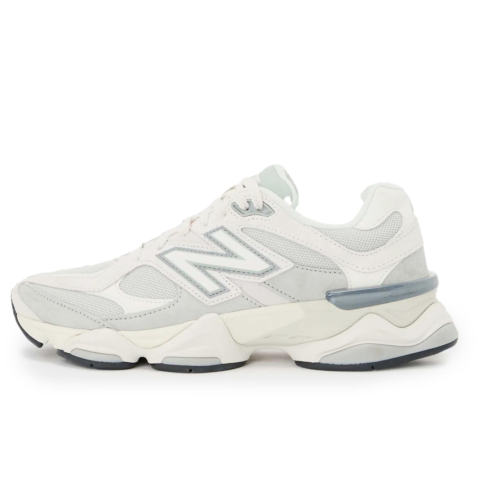 NEW BALANCE picture
