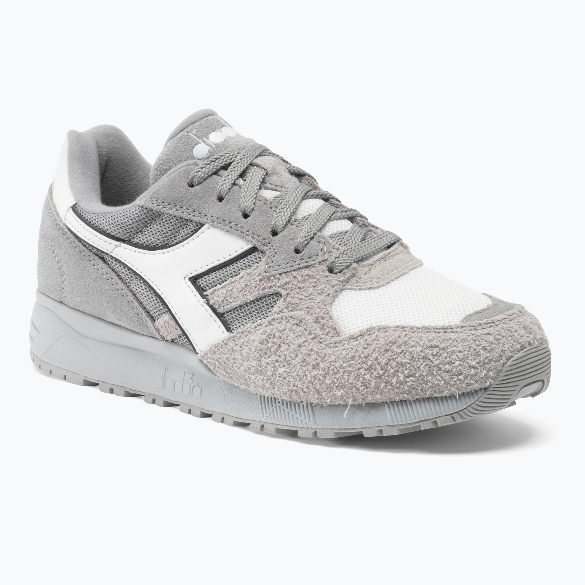 DIADORA picture