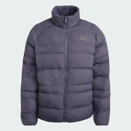 ESSENTIALS ISOLATIONSJACKE, VERSTAUBAR