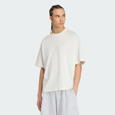 Soft lux graphic t-shirt