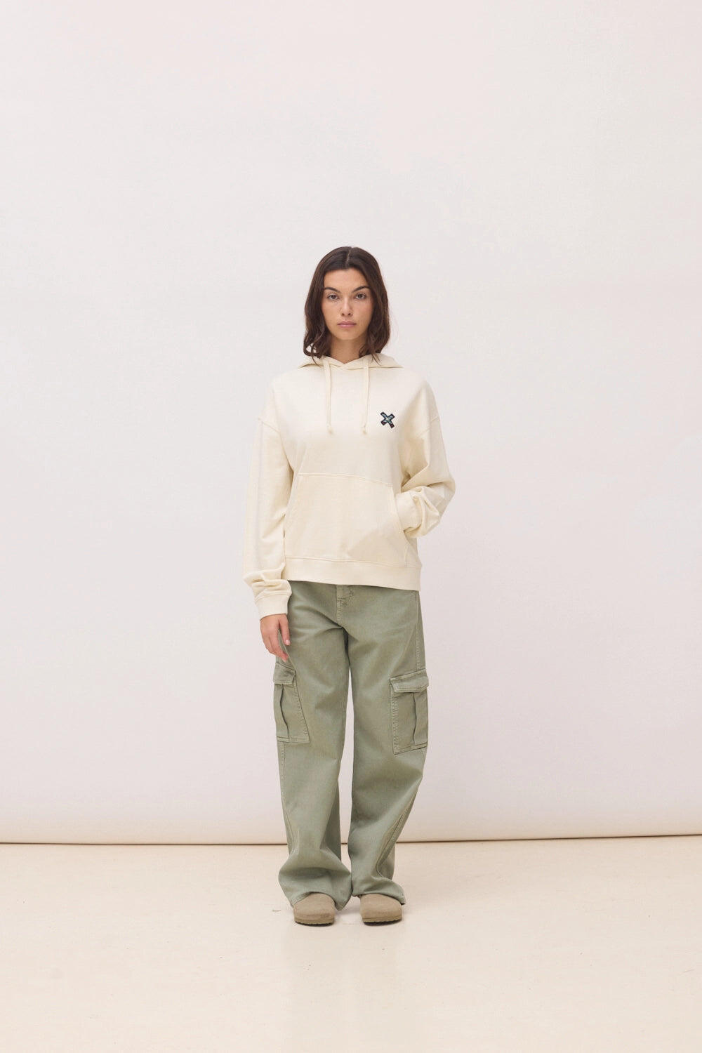 Sudadera con Capucha Mujer Blue Banana Blanco Roto de Algodón 100% Orgánico 3/4