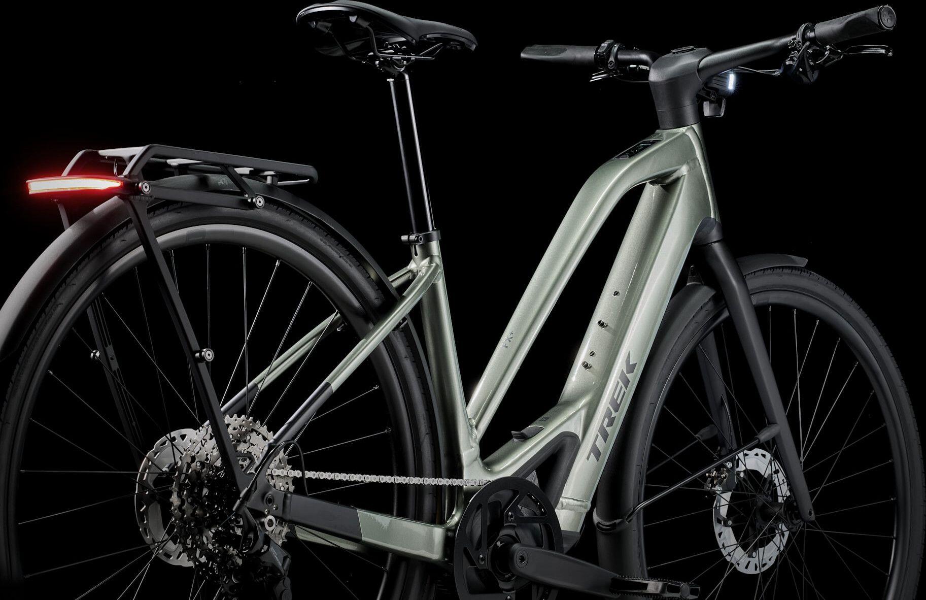 Reconditionné Vélo de Ville Électrique Trek FX+ 7 Mid-Step Shimano C - Très Bon 2/5