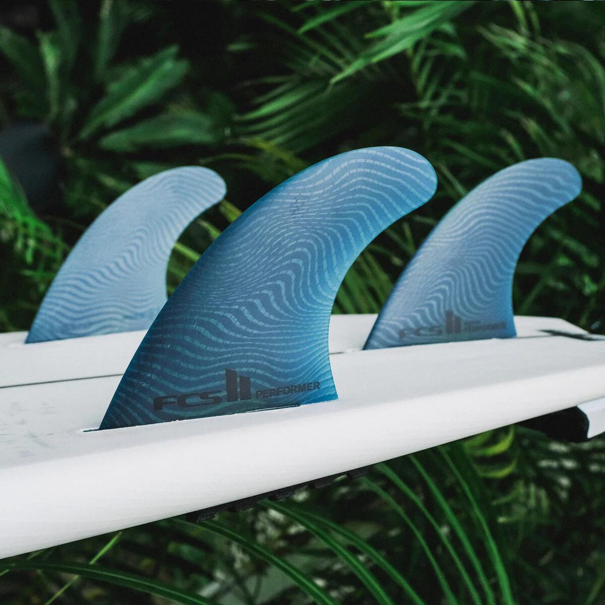 FCS II - Essential Series - ailerons PERFOMER Thruster  Eco Blend - Bleu L 2/5
