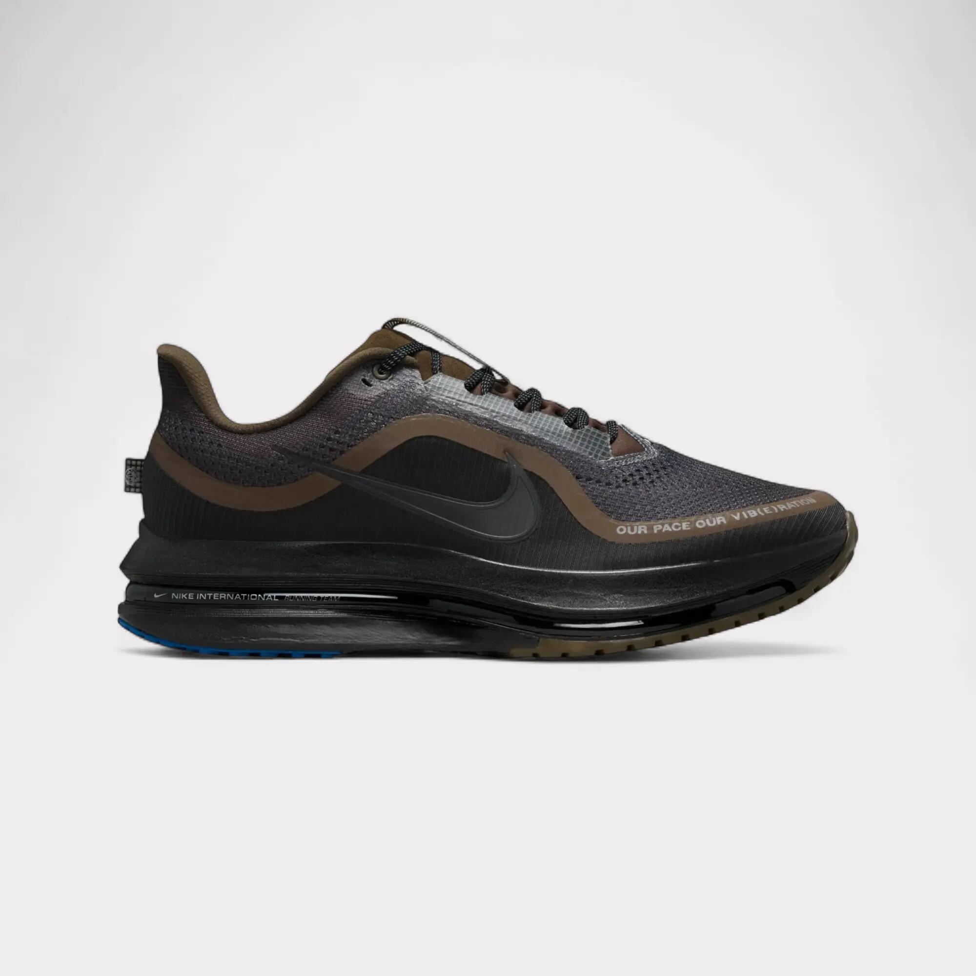 marron fonce / marron / gris fonte