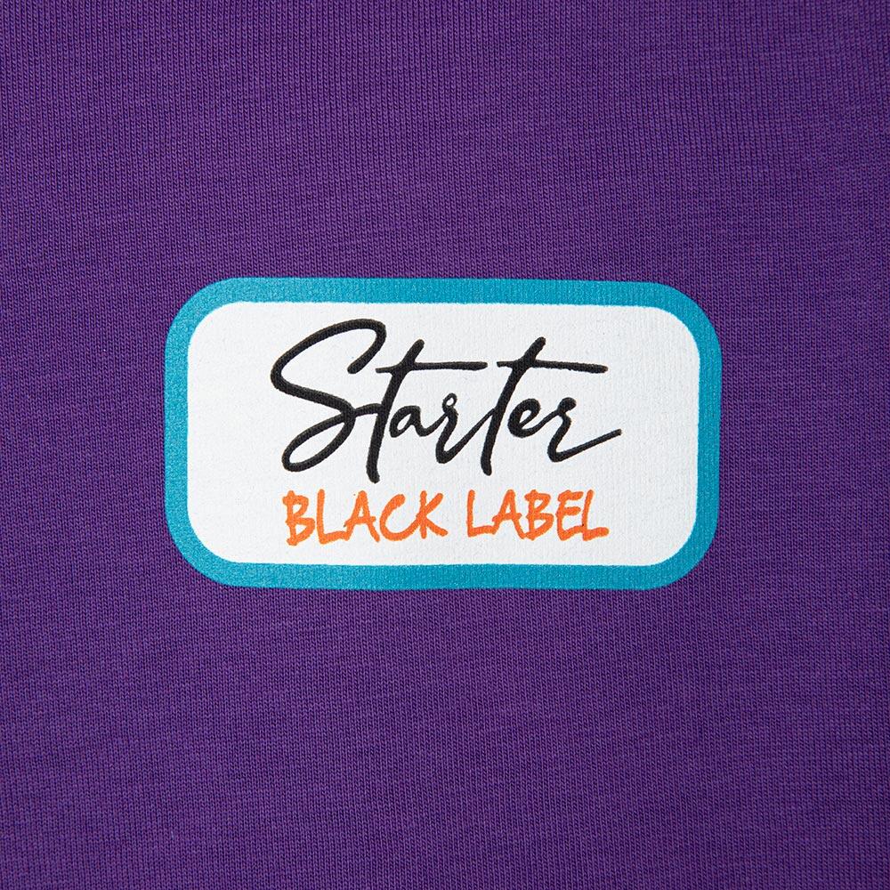 T-shirt con patch frontale e maxi stampa grafica sul retro – stile 2/3