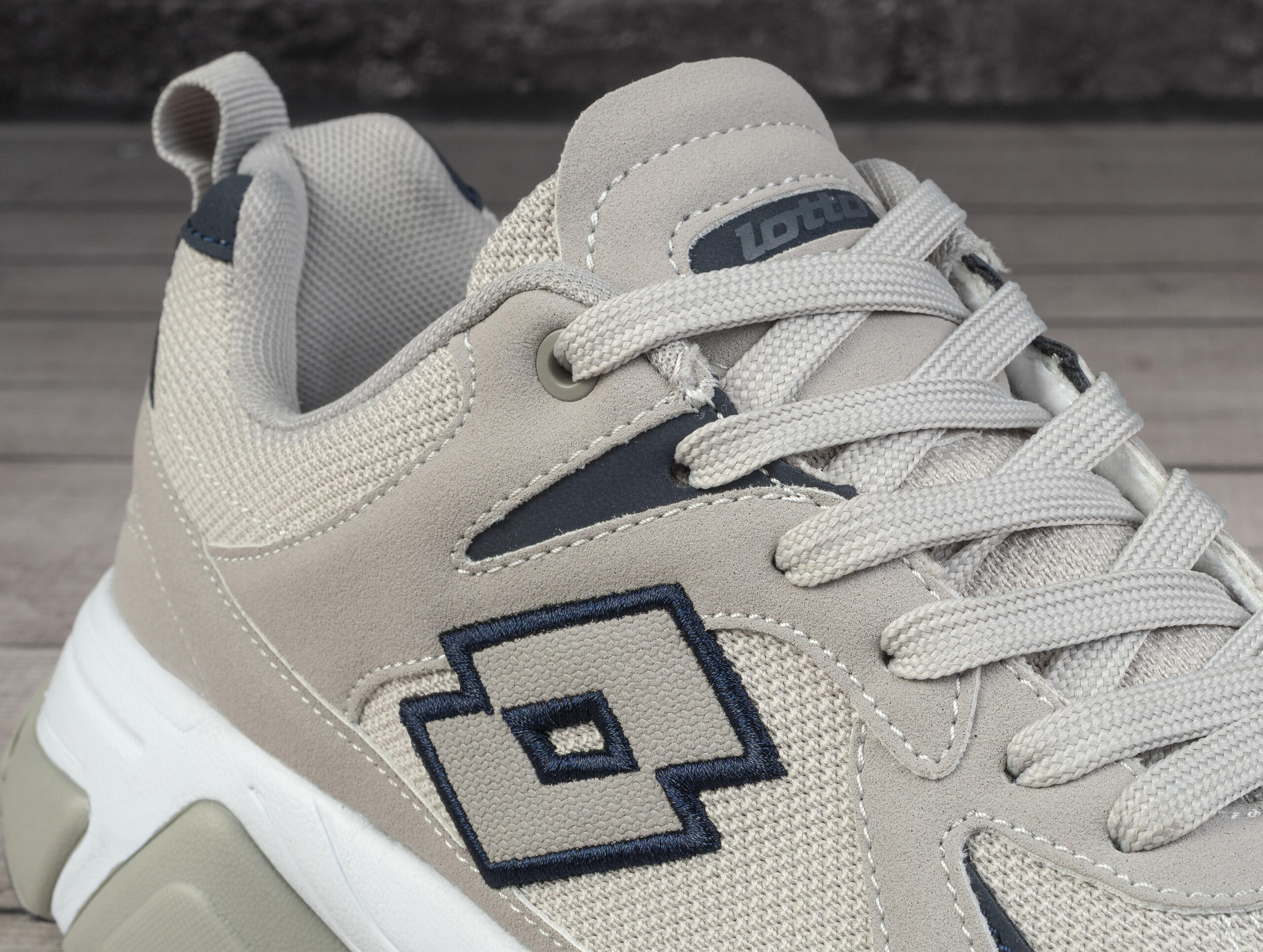 Buty  sneakersy męskie sportowe Lotto WANY 2/4