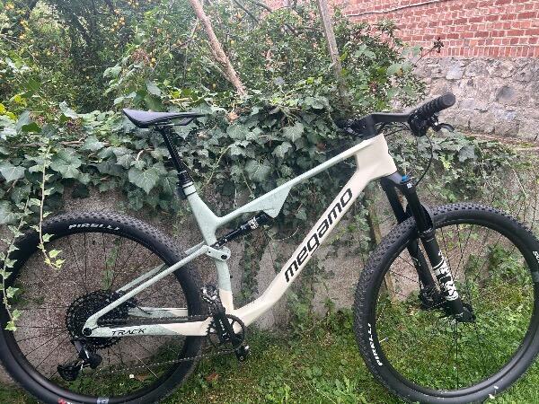 Tussen Particulieren - Megamo track 10 mountainbike (2025) 2/6