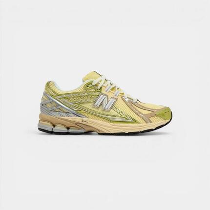 New Balance 1906R Yellow Parchment