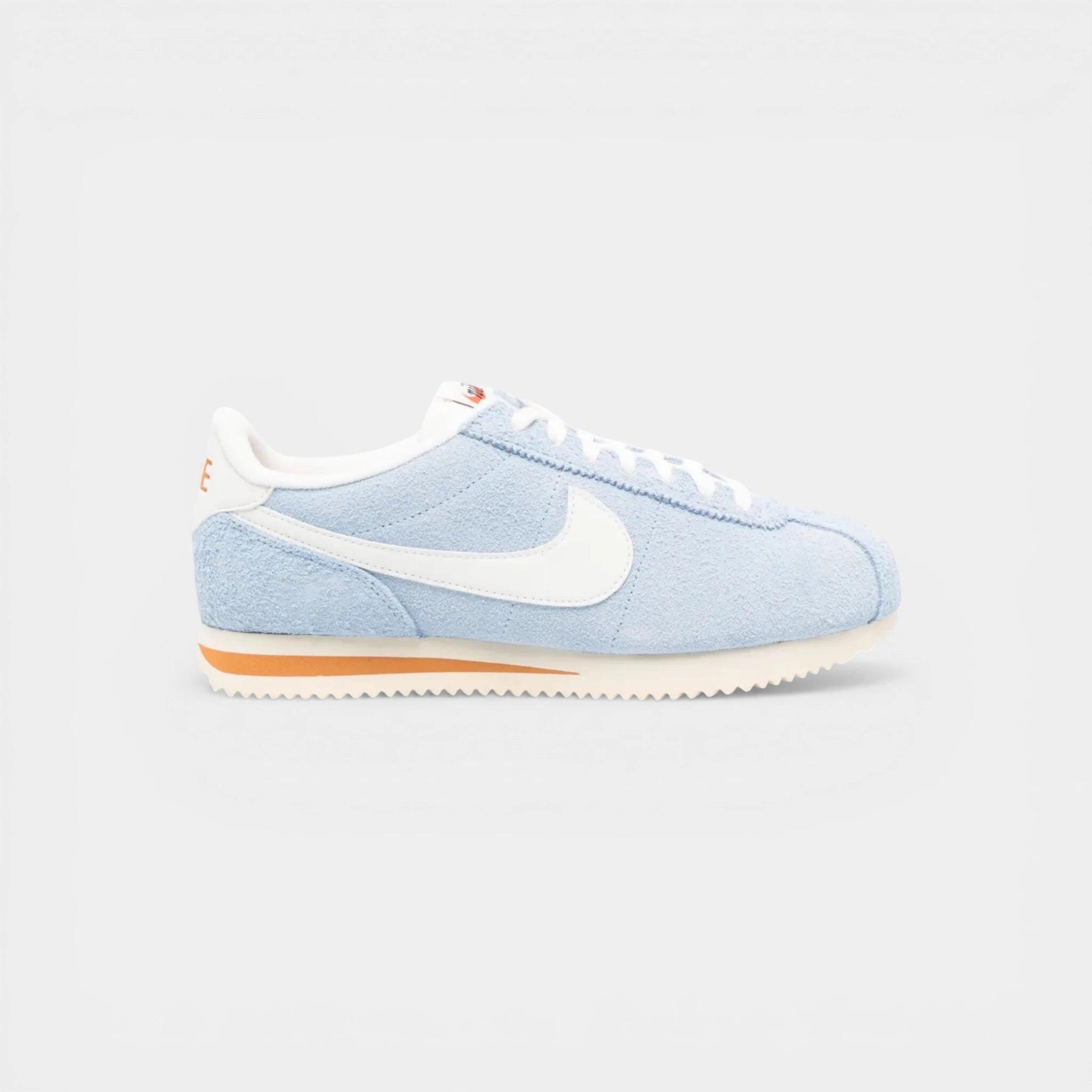 NIKE picture