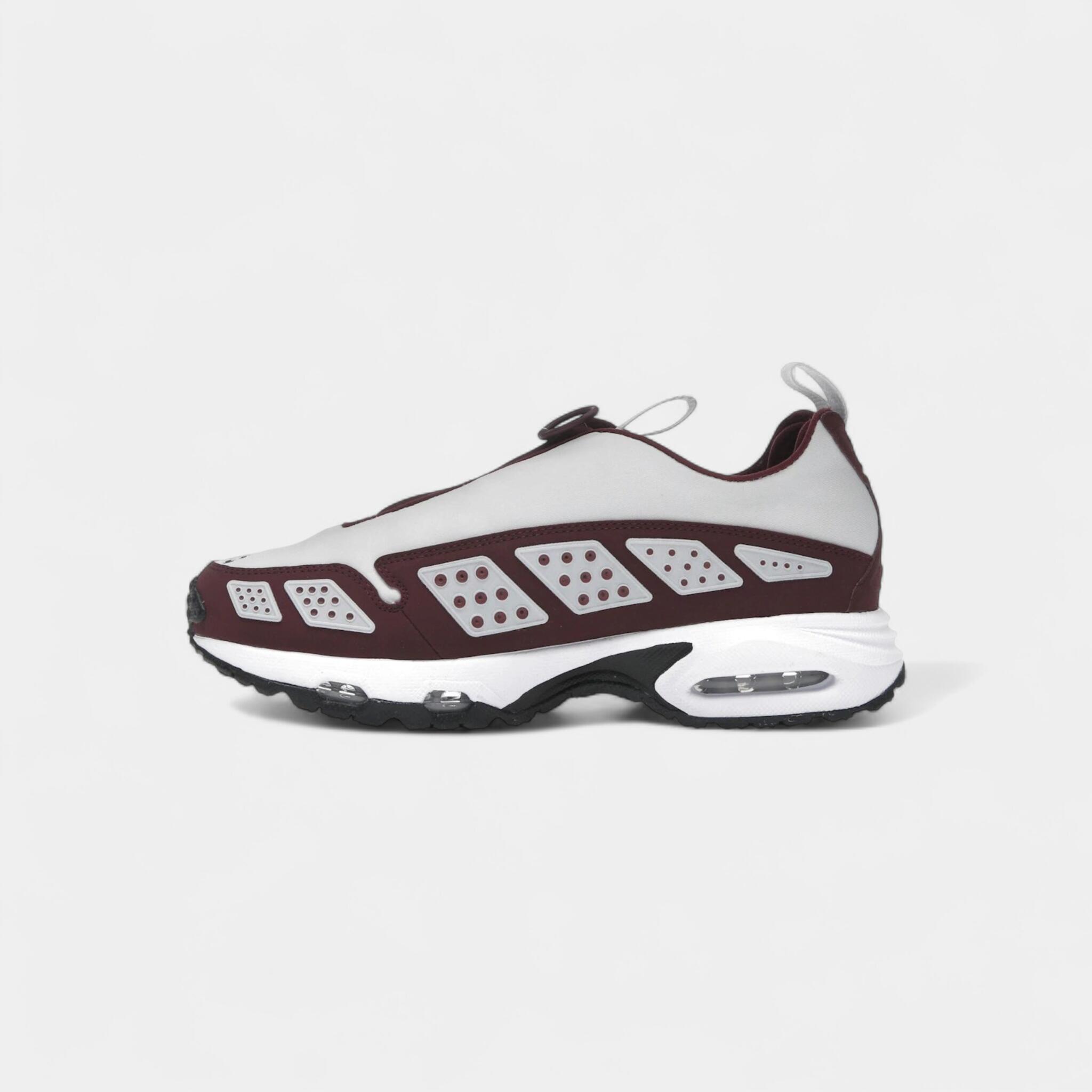 Nike Air Max Sunder Burgundy Crush (Women's) 4/5