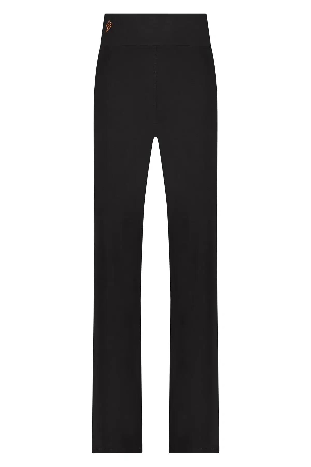 Agni - Modèle de Pantalon Yoga et Pilates Taille Haute Tendance - Noire Onyx 5/5