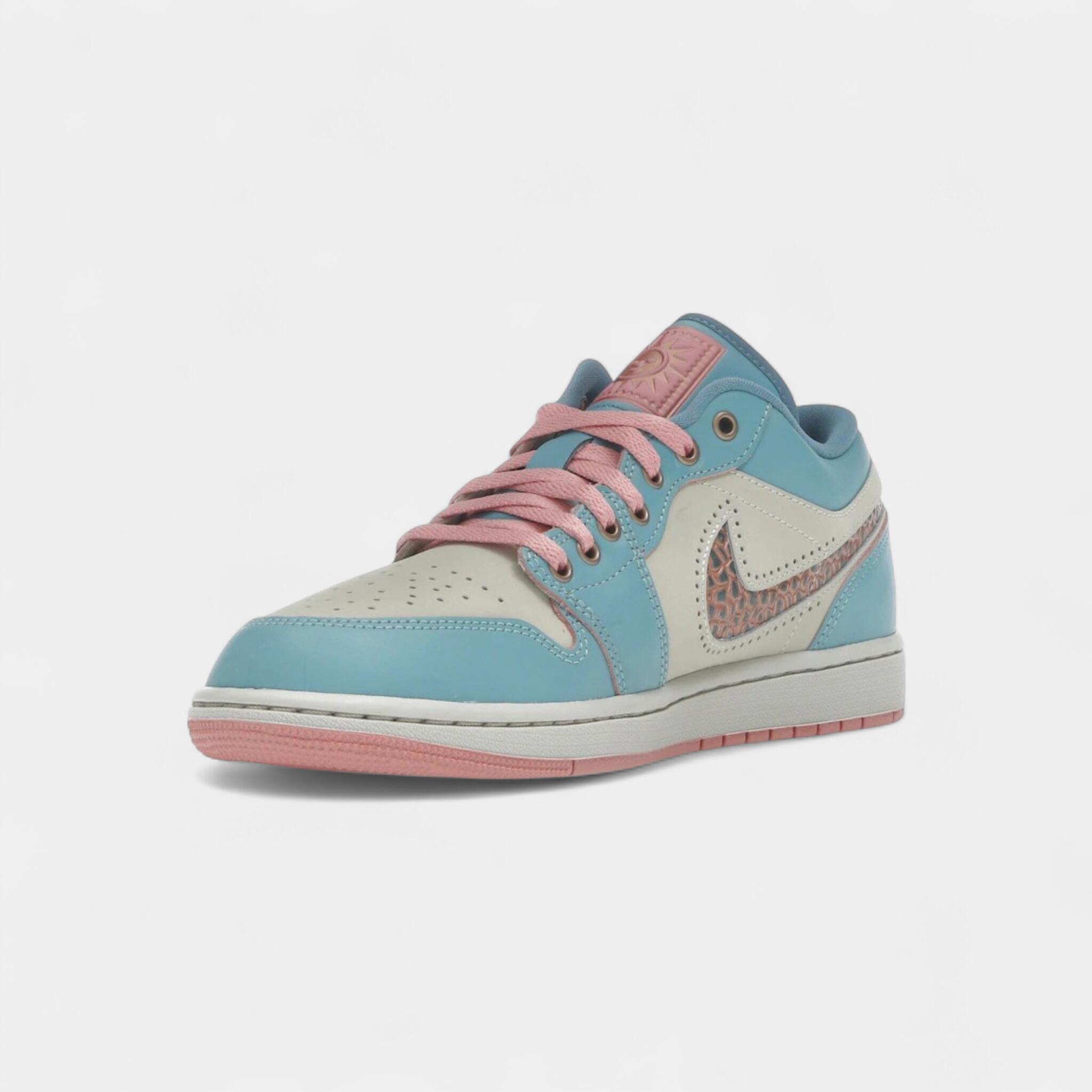 Jordan 1 Low SE Somos Eternos 3/4
