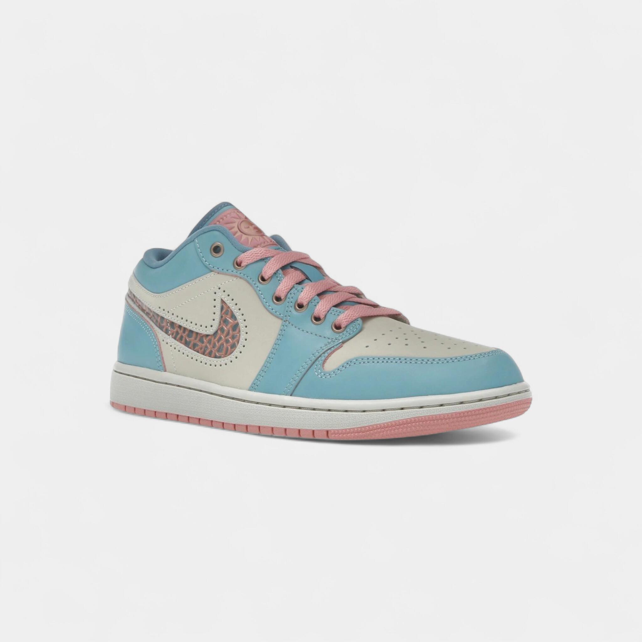 Jordan 1 Low SE Somos Eternos 2/4