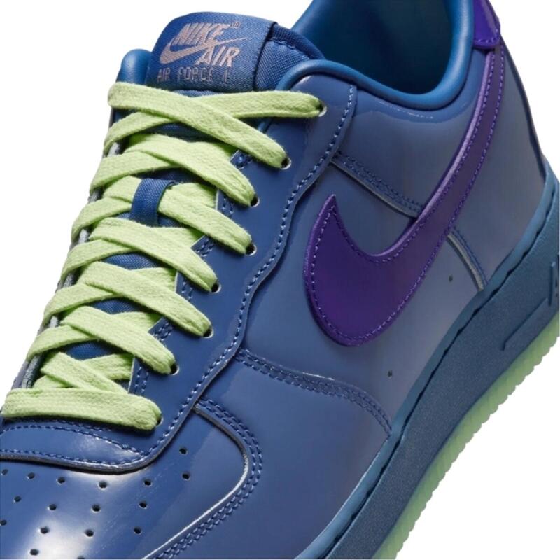 Air Force 1 Low Patent Leather Mystic  Grape Ice
