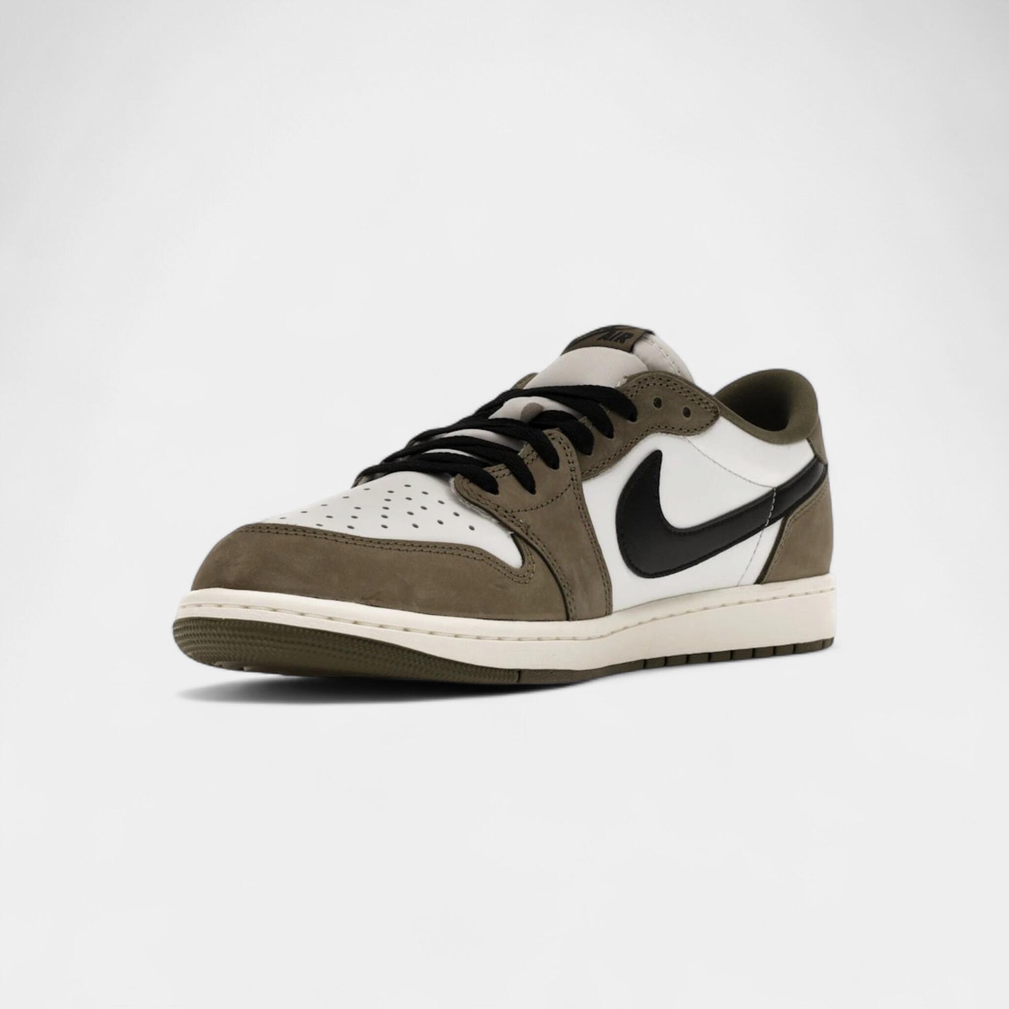 Jordan 1 Retro Low OG Medium Olive 3/4