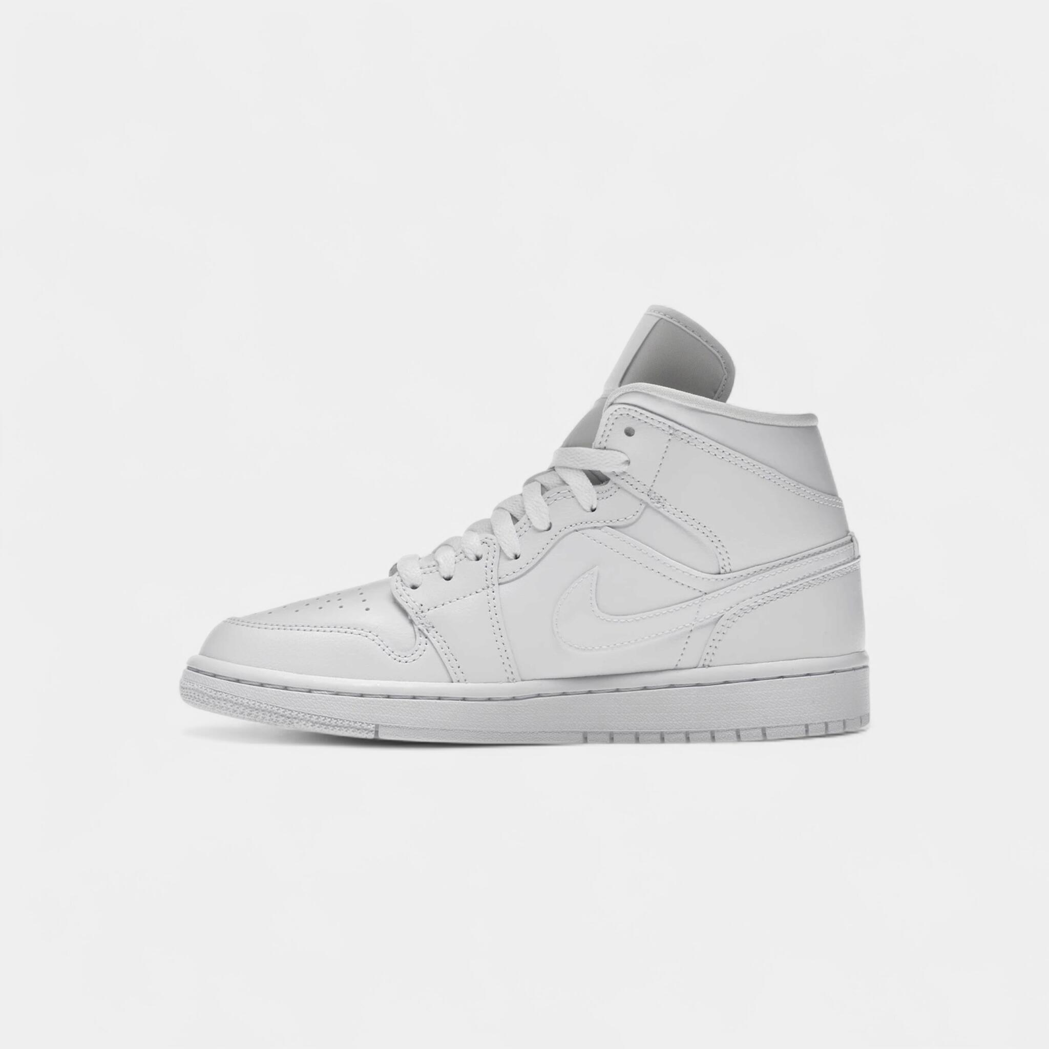 Air Jordan Mid Triple White (2022) (Women's) 4/4