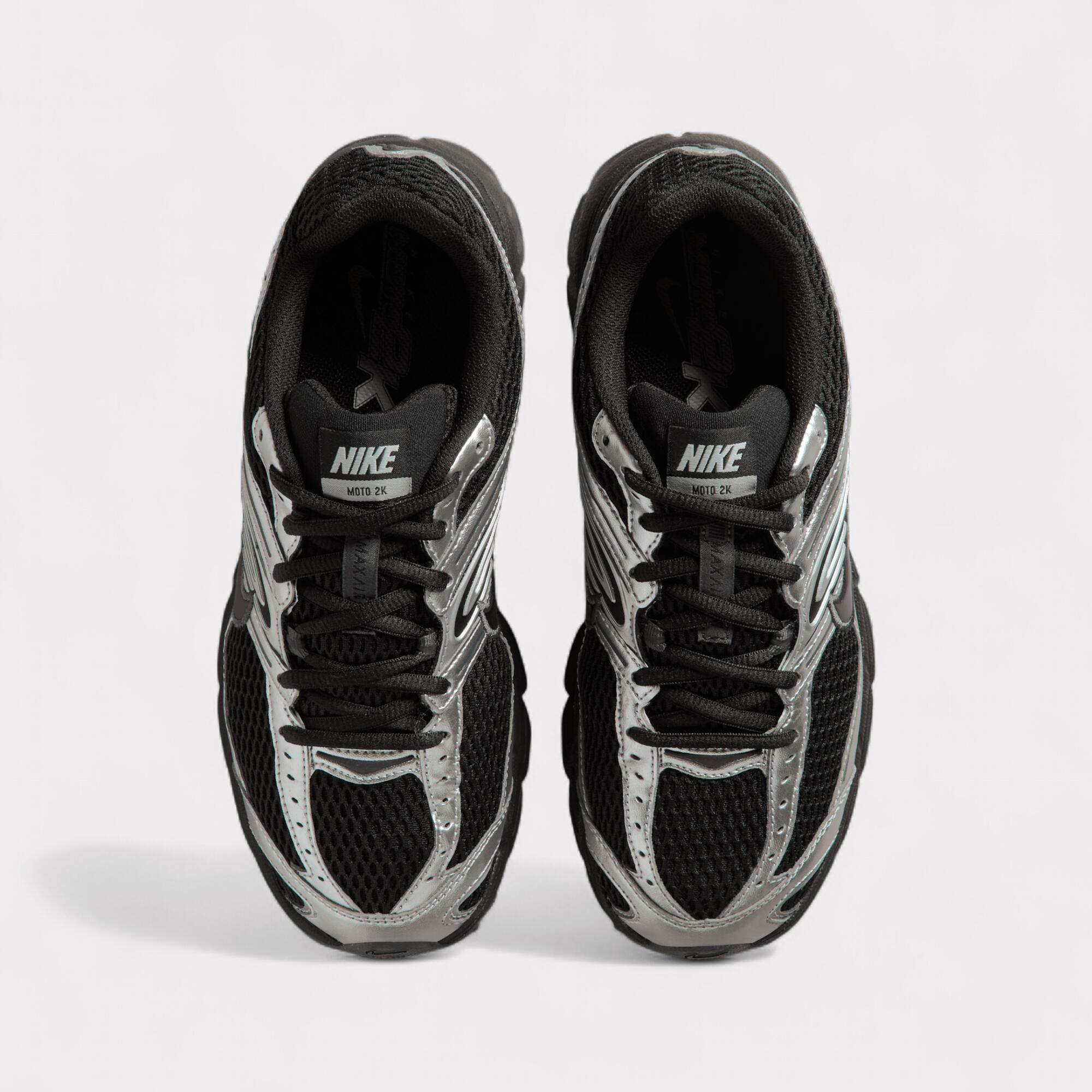 Nike Air Max Moto 2K - Black Metallic Silver 5/7