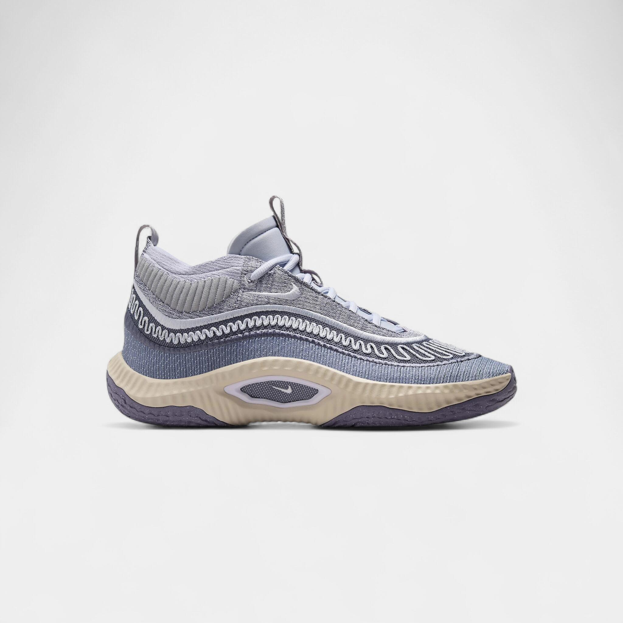 Nike Cosmic Unity 3 Be True To Her School 1/1