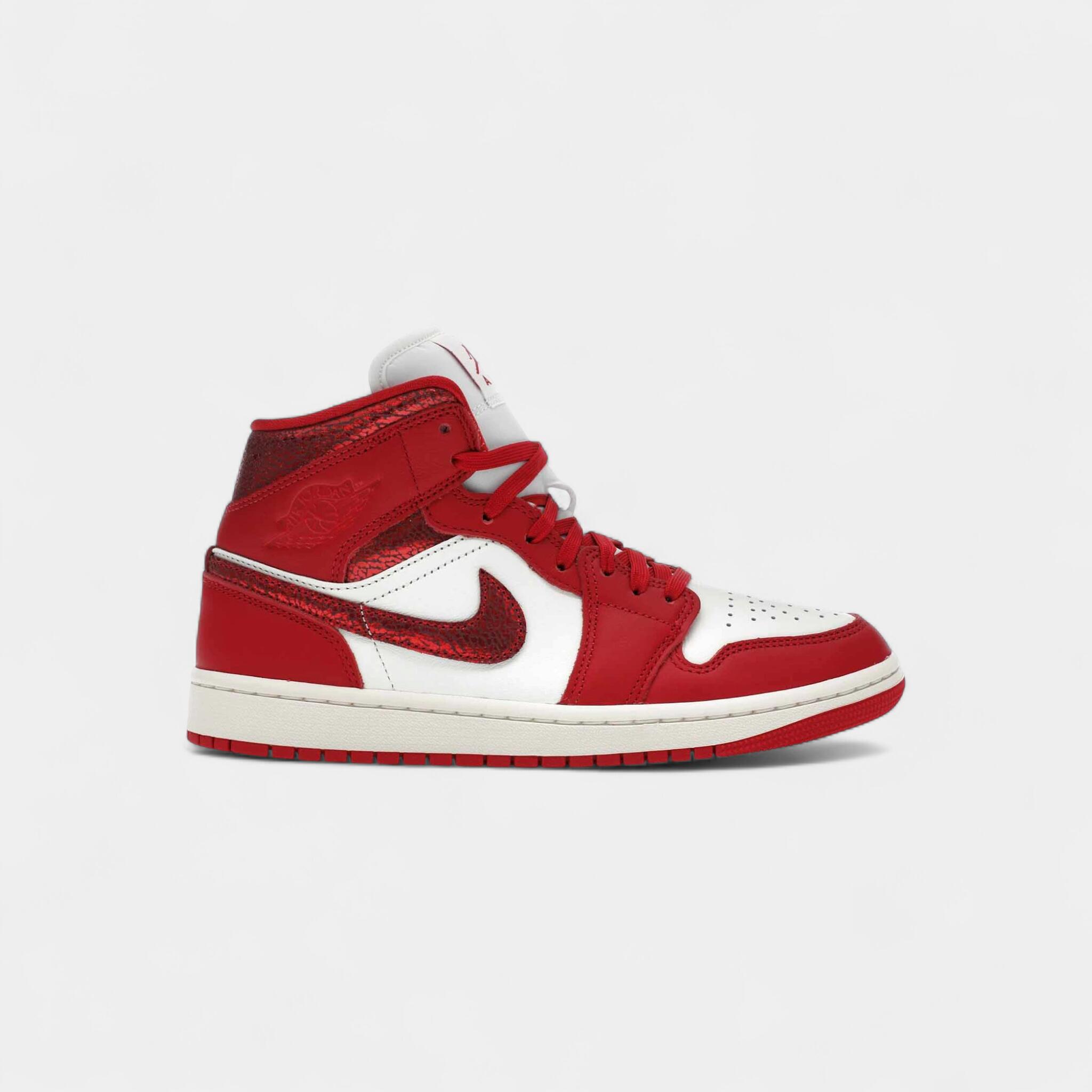 NIKE picture
