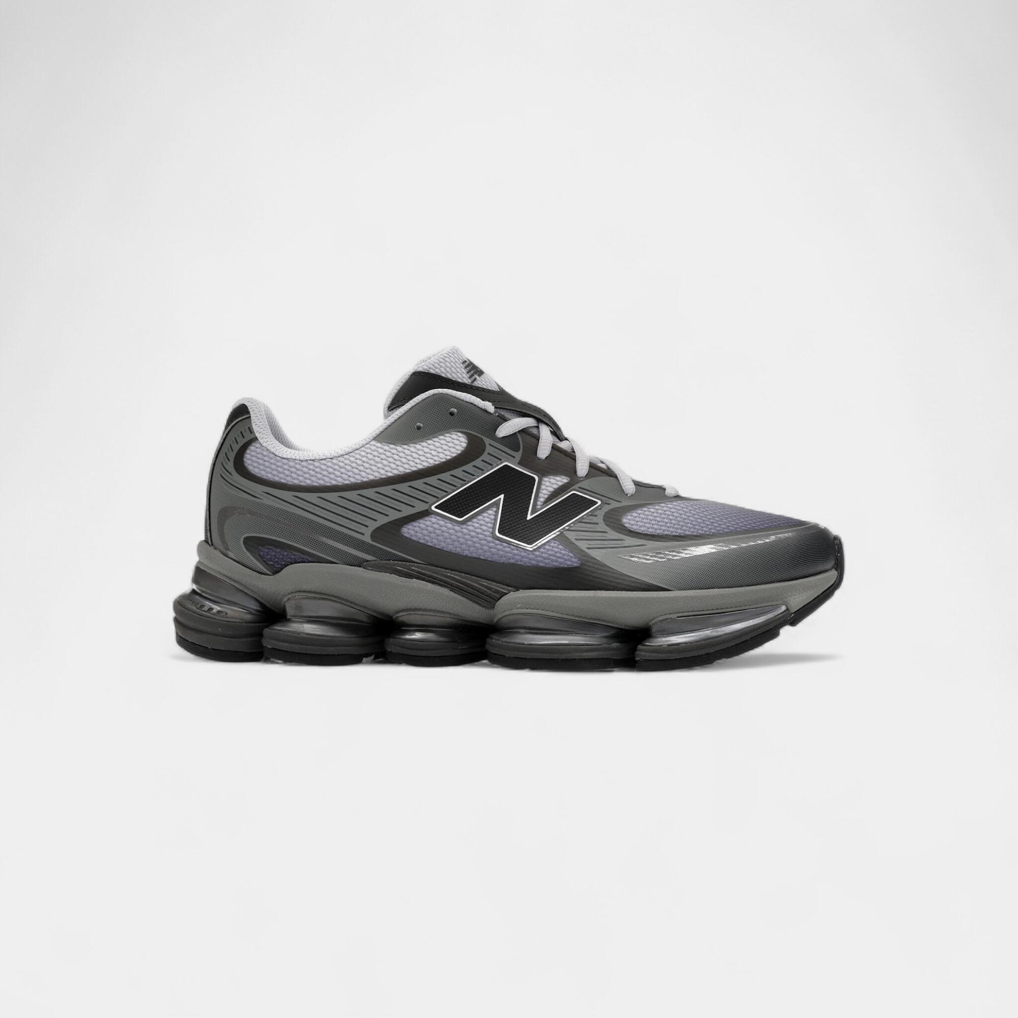 NEW BALANCE picture