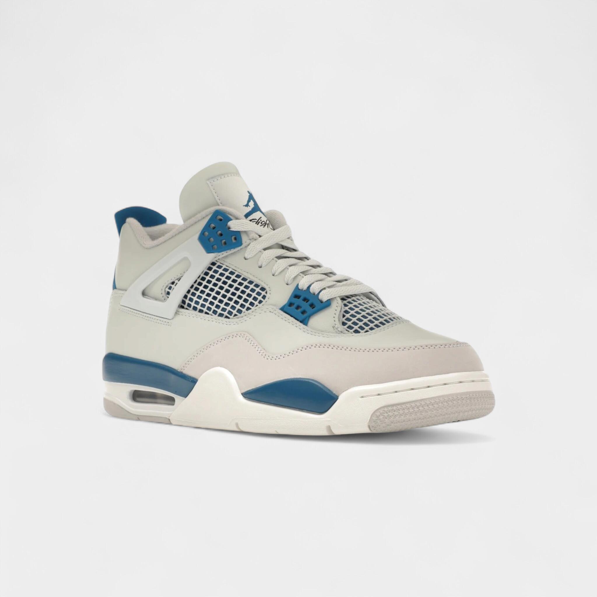 Jordan 4 Retro Military Blue (2024) 2/4