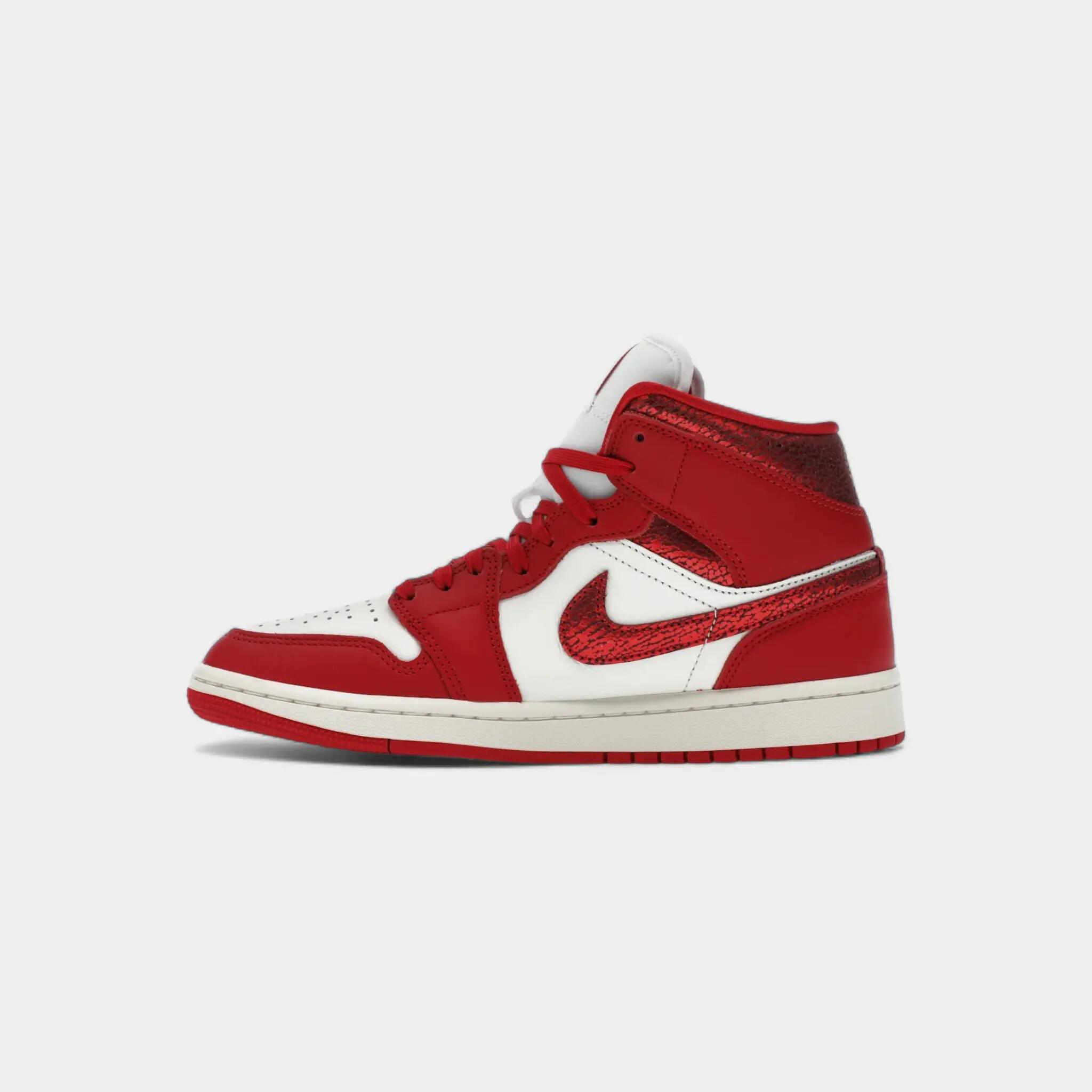 Jordan 1 Mid SE Red Cracked Leather (Women's) 4/5