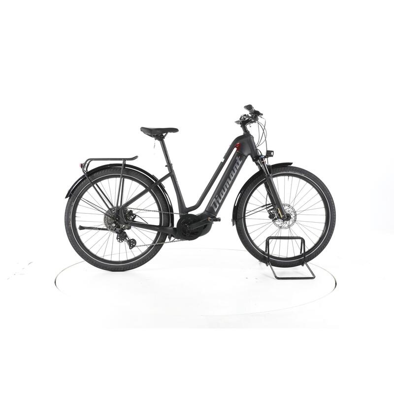 1b0ac24f-a4ad-4e5f-a89a-54e044885986_c1