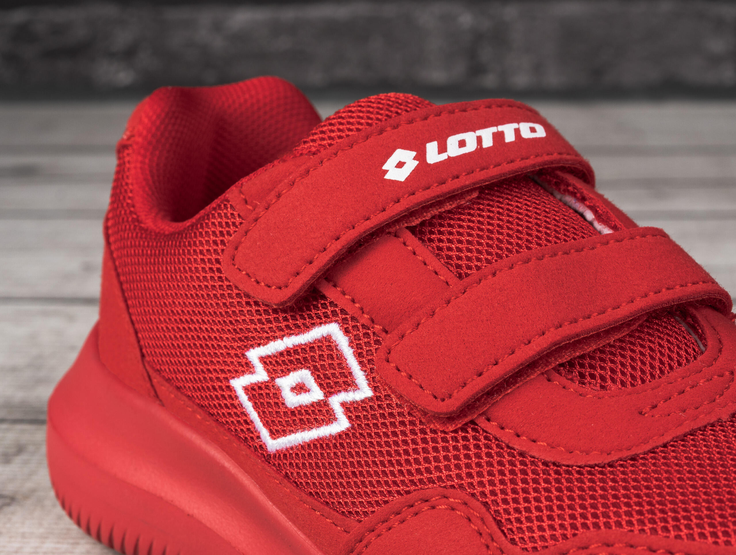 Buty dziecięce sportowe na rzep Lotto CONNECT VL OC K 6/6