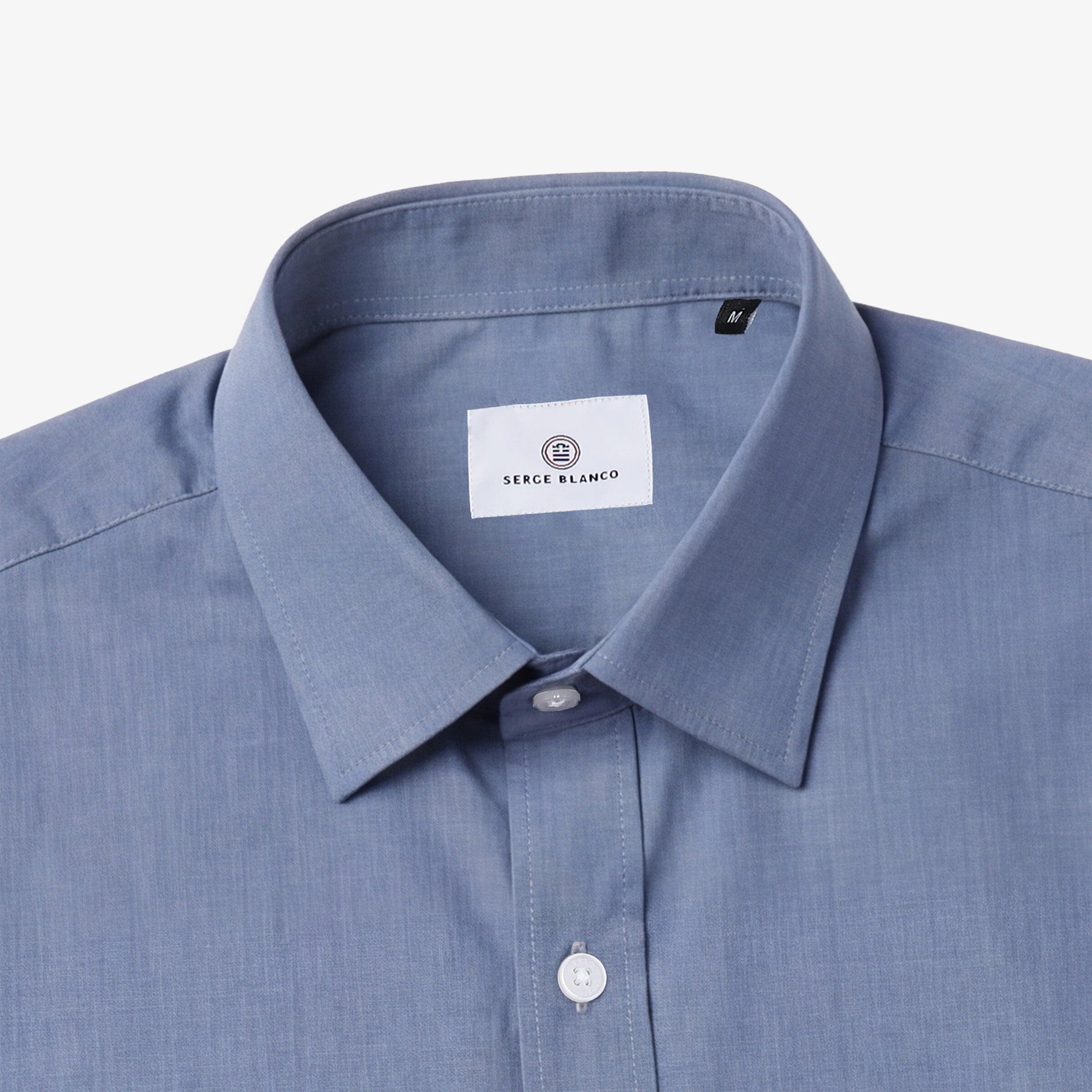 Camicia blu a maniche lunghe in cotone con taschino 3/4