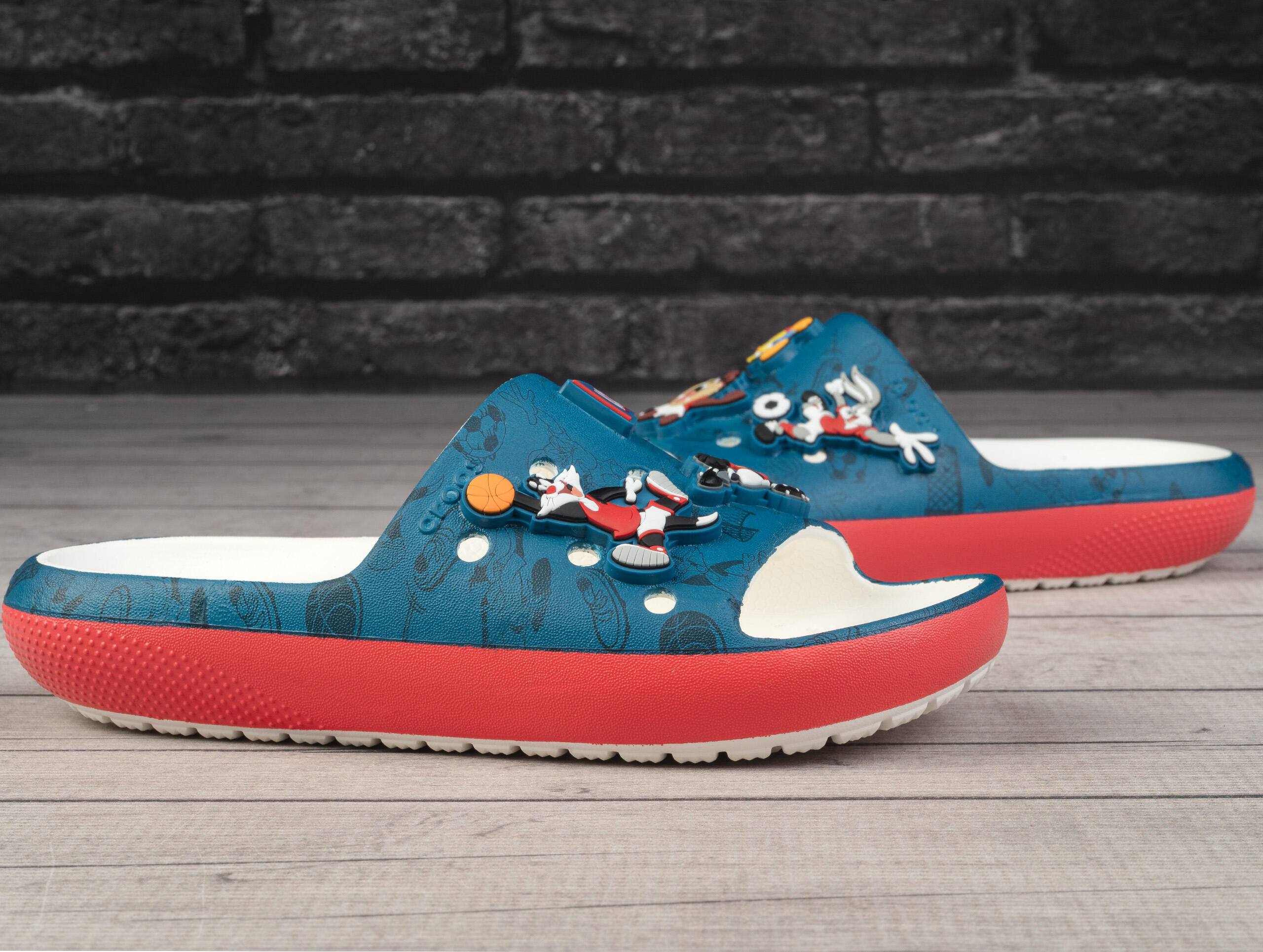 Klapki, laczki męskie Crocs LOONEY TUNES CLS SLIDE 5/5