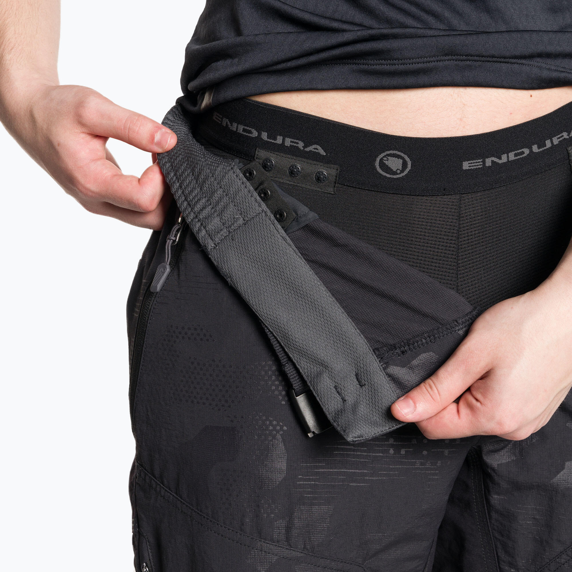 Spodenki rowerowe męskie Endura Hummvee Short black camouflage 5/7