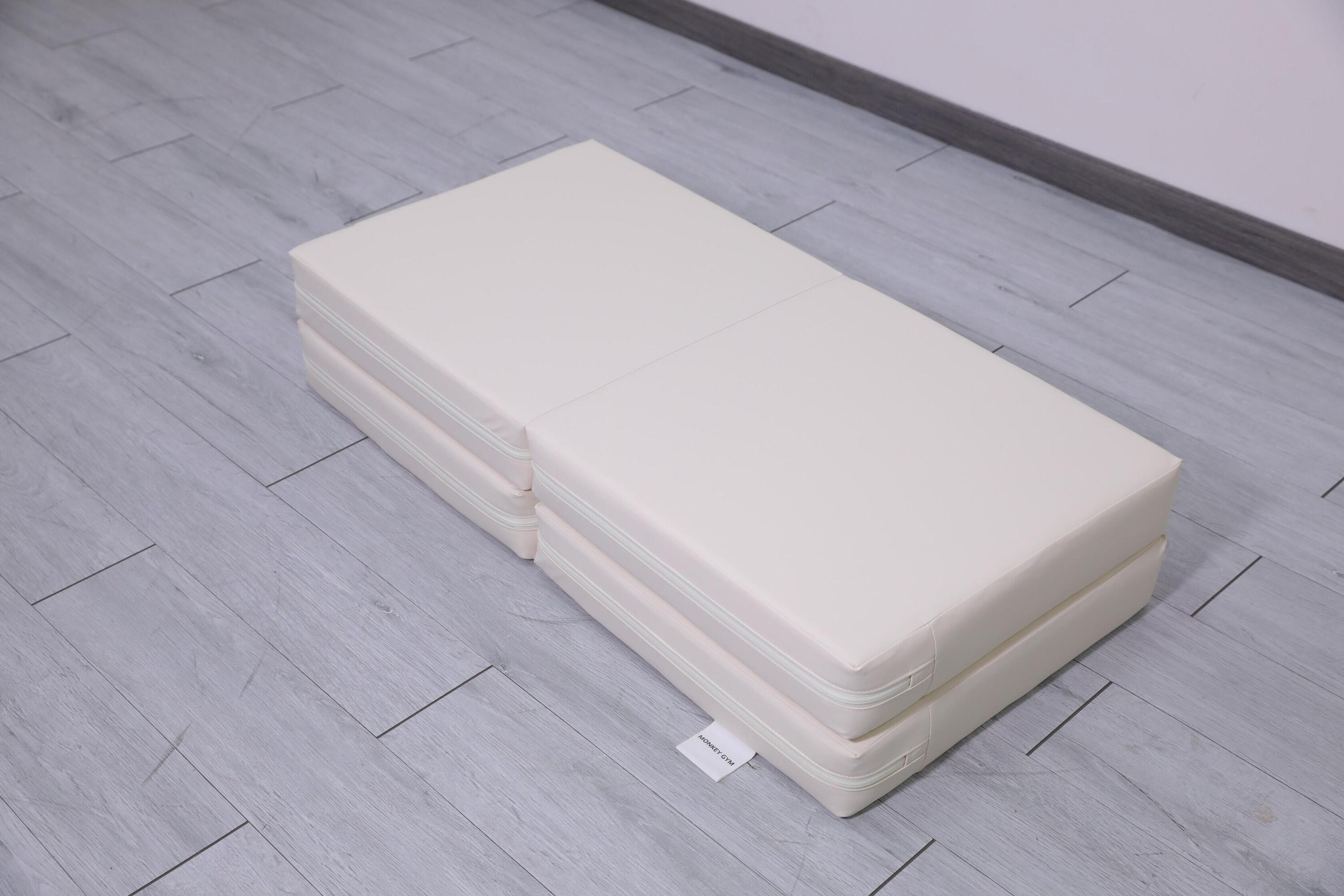 Gymnastikmatratze Satellite PU 100x100x10 cm - vierteilig weiß 2/7