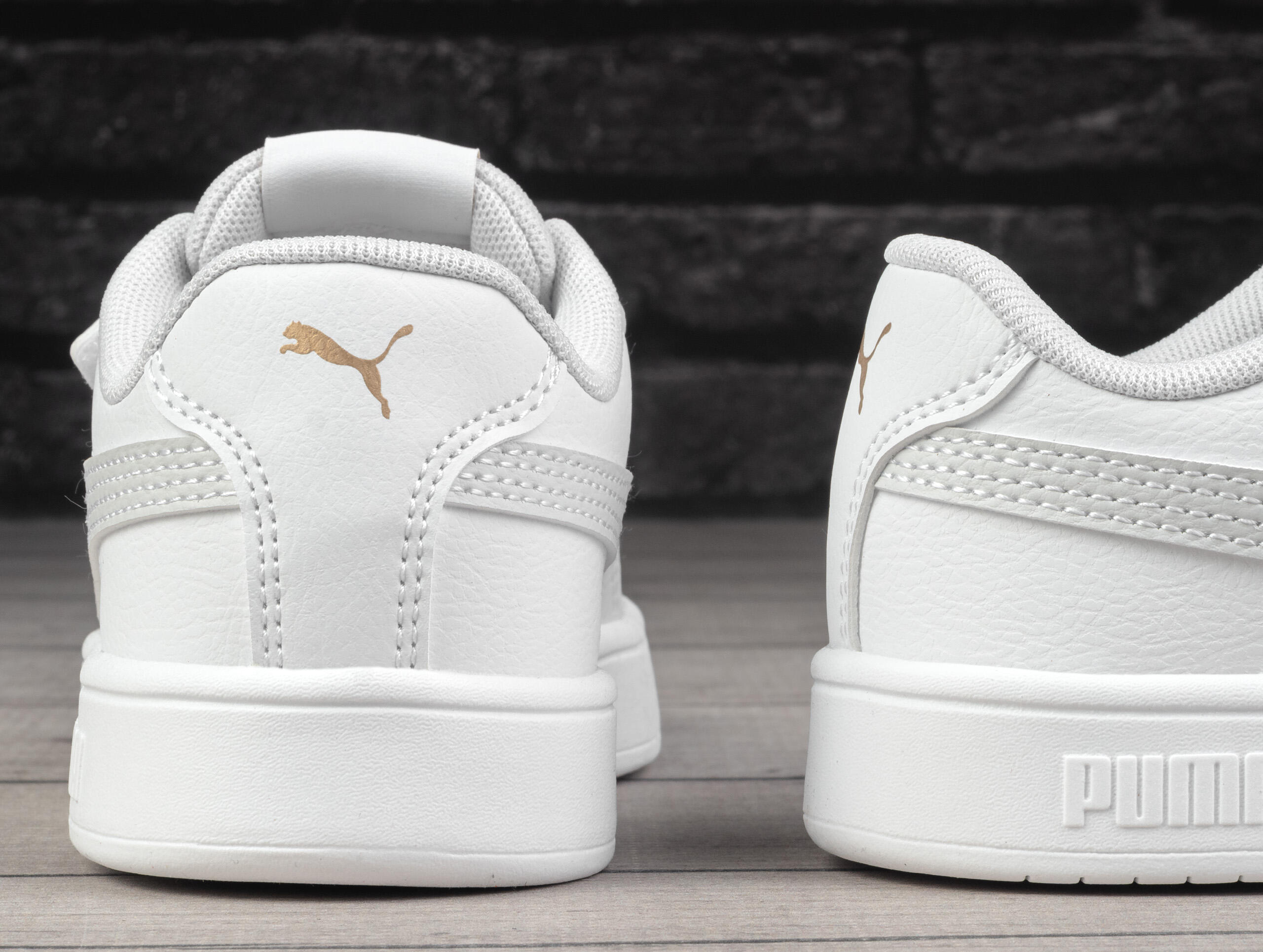 Buty dziecięce sportowe na rzep Puma RICKIE CLASSIC V PS 4/7