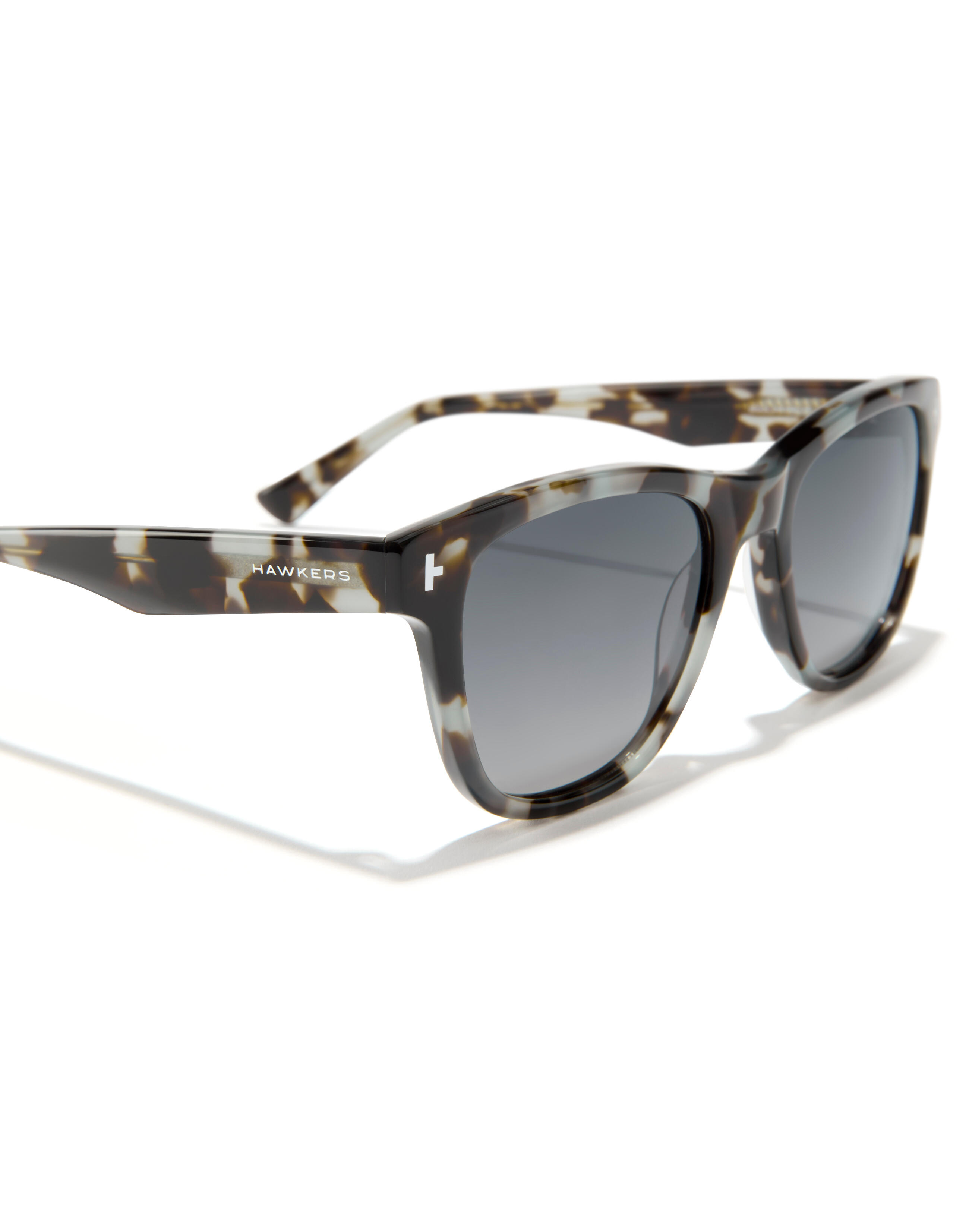 HAWKERS - Gafas de Sol para Hombre y Mujer ONE PAIR - CAREY BLUE SMOKY BLACK 5/6
