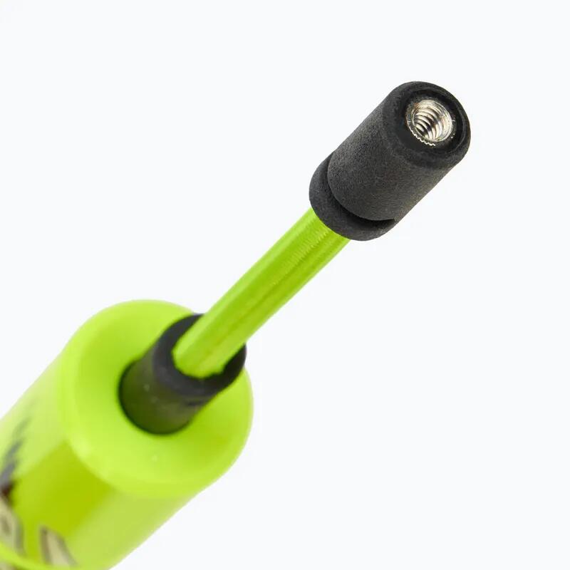 Pumpa na míče Nike Essential, kompaktní design 4/5