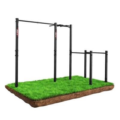 Stazione outdoor con monkay bar per pull up + barre parallele