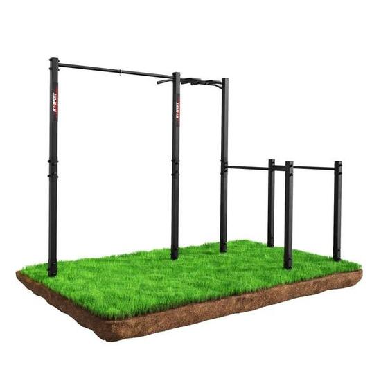 Station extérieure avec monkey bar pour tractions + barres parallèles