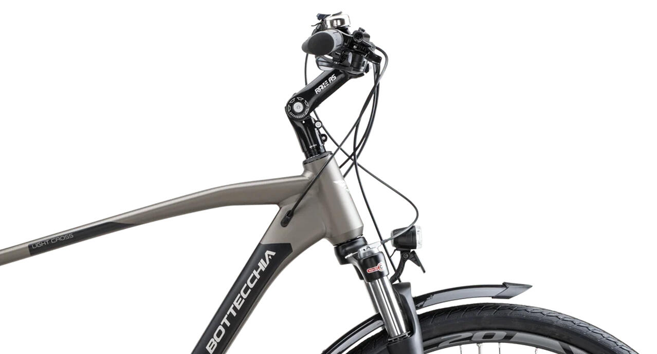 Stadsfiets 250 Trekking Urban FS Alivio 27V 2/4