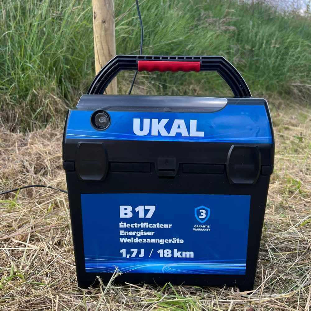 Battery post fence accessory Ukal B17 3/7