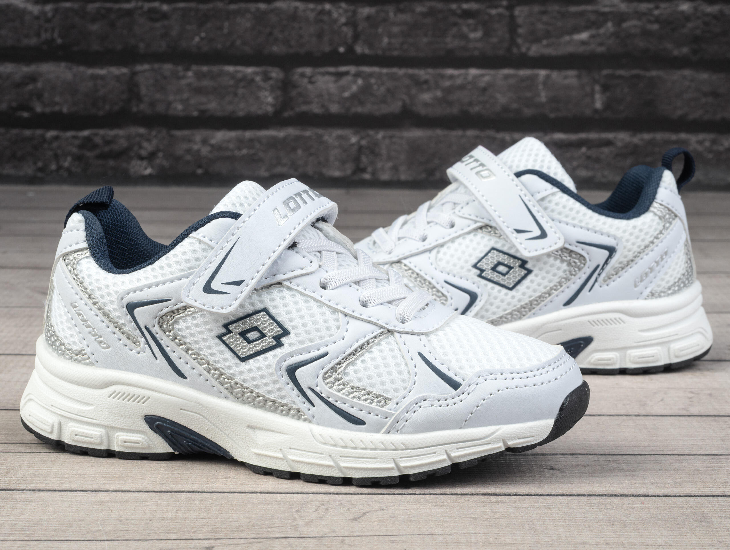 Buty dziecięce sportowe na rzep Lotto KITAURA K 2/6