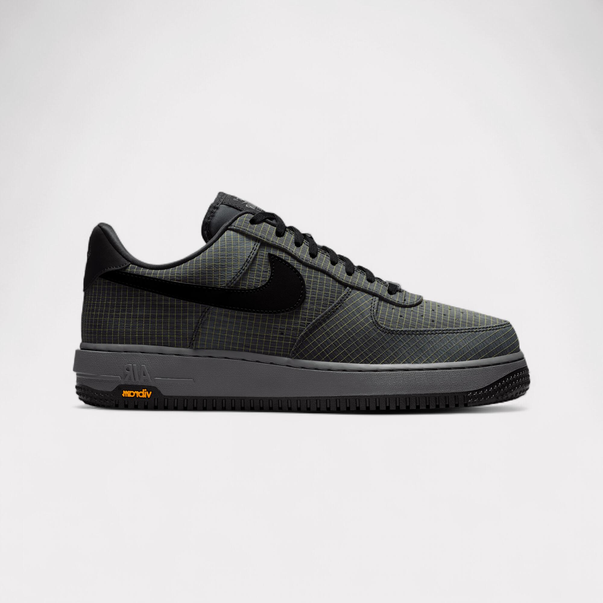 NIKE picture